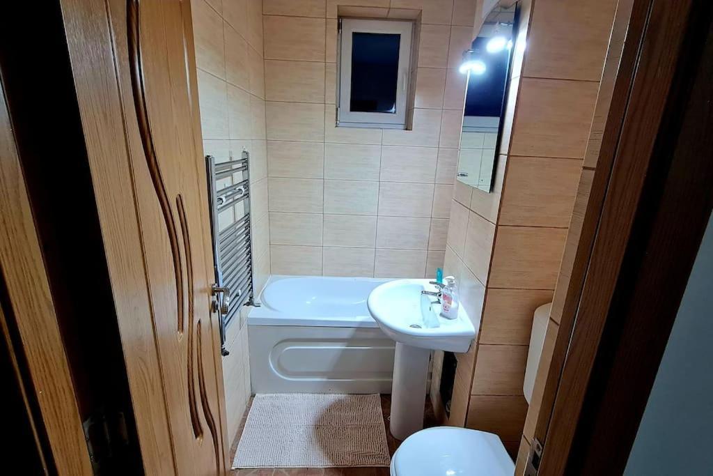 Apartament Violeta Gura Humorului Eksteriør bilde